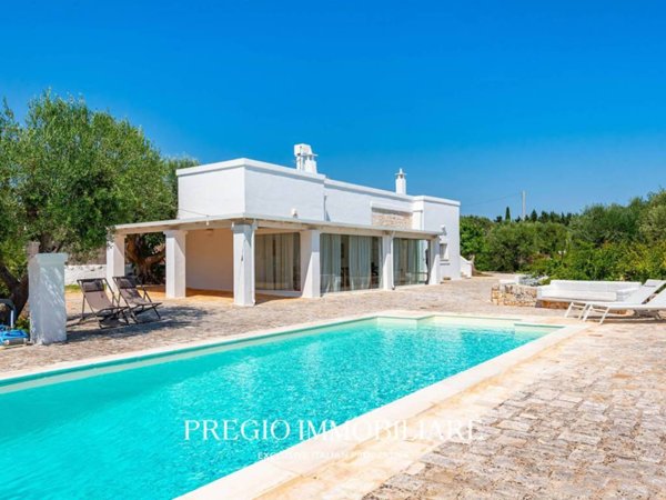 casa indipendente in vendita ad Ostuni in zona Ramunno Secondo