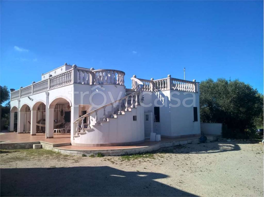 casa indipendente in vendita ad Ostuni in zona Ramunno Secondo