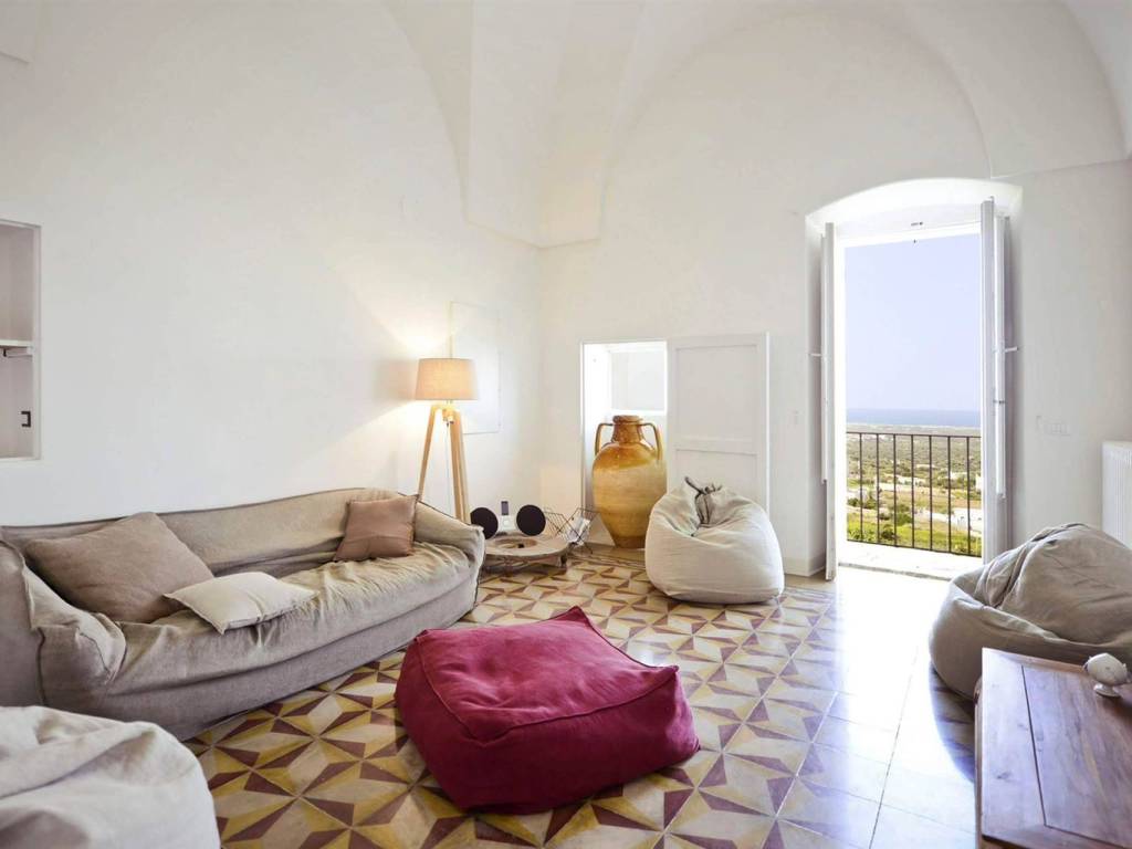 pentavano in vendita ad Ostuni