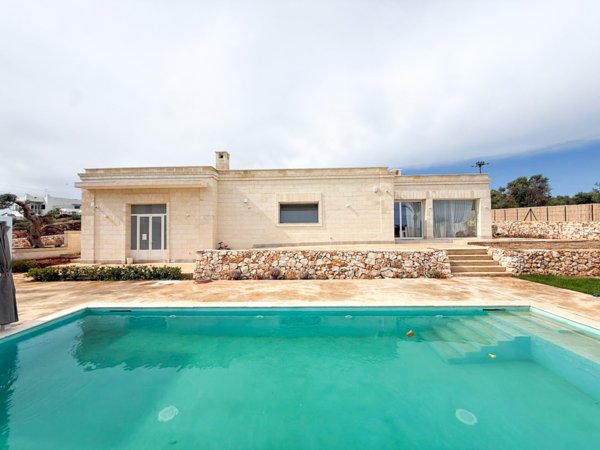casa indipendente in vendita ad Ostuni