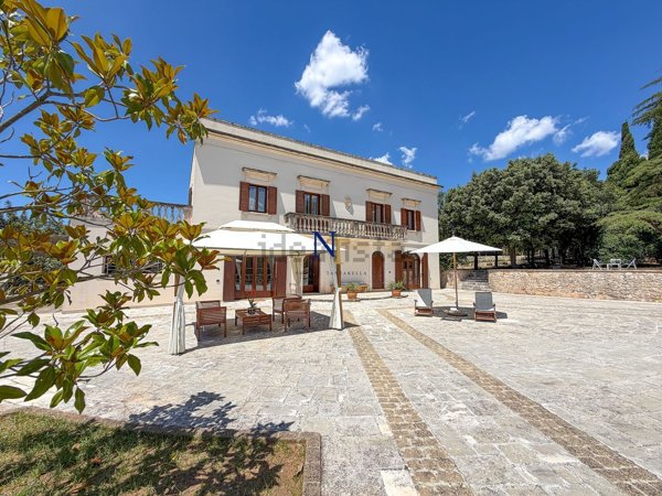 casa indipendente in vendita ad Ostuni in zona Ramunno Secondo