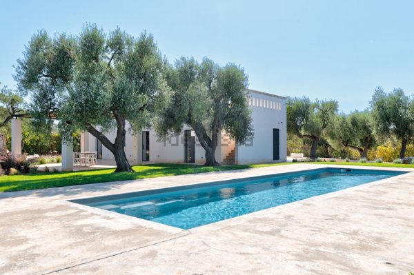 casa indipendente in vendita ad Ostuni in zona Ramunno Secondo