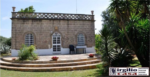 casale in vendita ad Ostuni in zona Ramunno Secondo