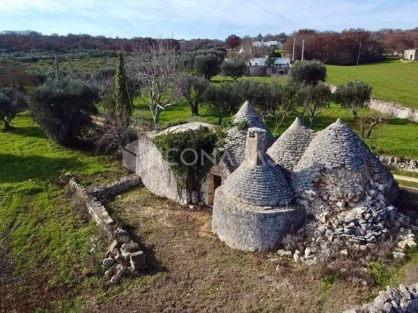 casa indipendente in vendita ad Ostuni in zona Ramunno Secondo