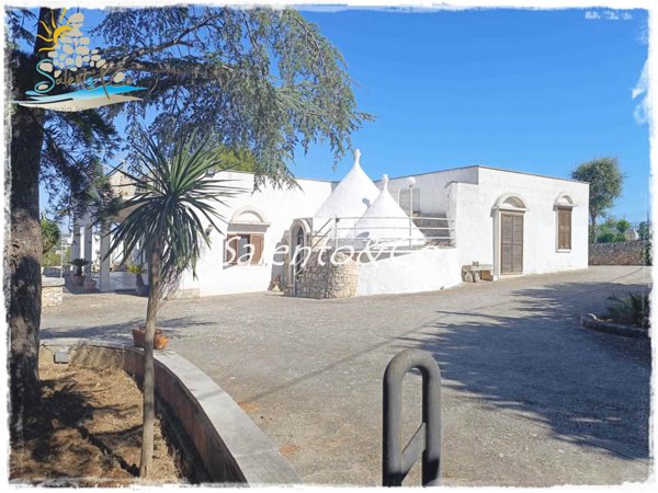 casa indipendente in vendita ad Ostuni in zona Ramunno Secondo