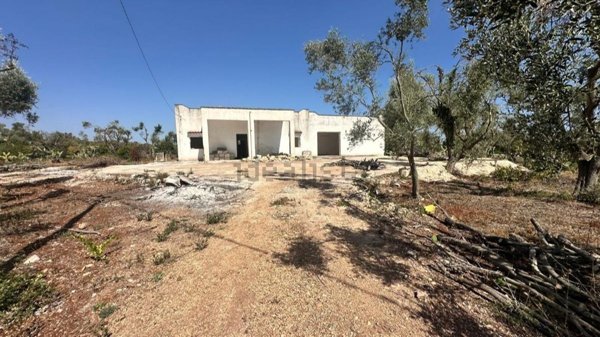 casa indipendente in vendita ad Ostuni