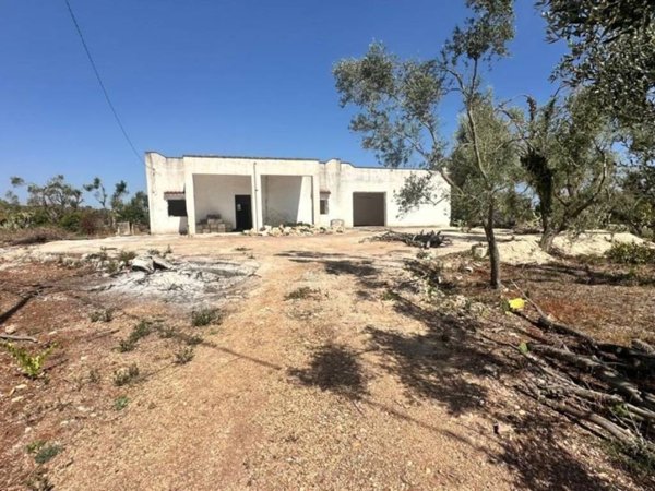 casa indipendente in vendita ad Ostuni
