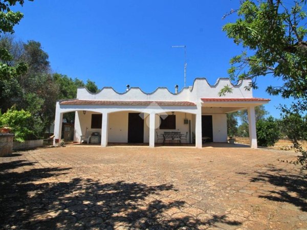 casa indipendente in vendita ad Ostuni