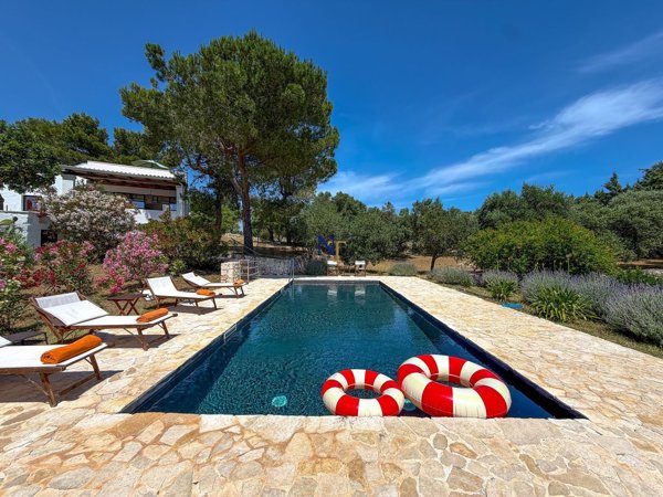 casa indipendente in vendita ad Ostuni