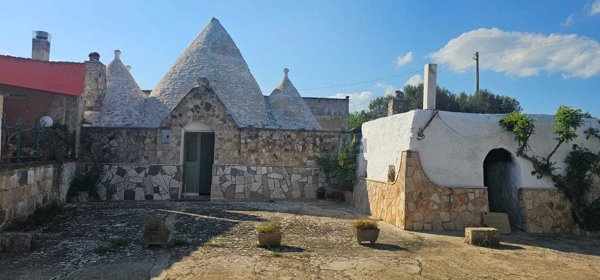 quadrivano in vendita ad Ostuni