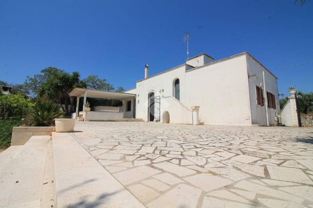 casa indipendente in vendita ad Ostuni