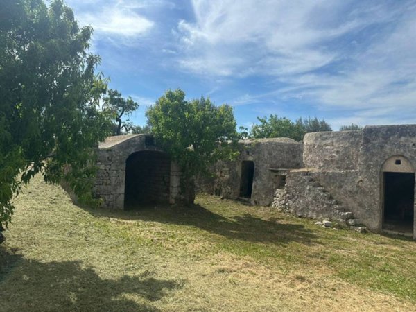 casa indipendente in vendita ad Ostuni in zona Ramunno Secondo