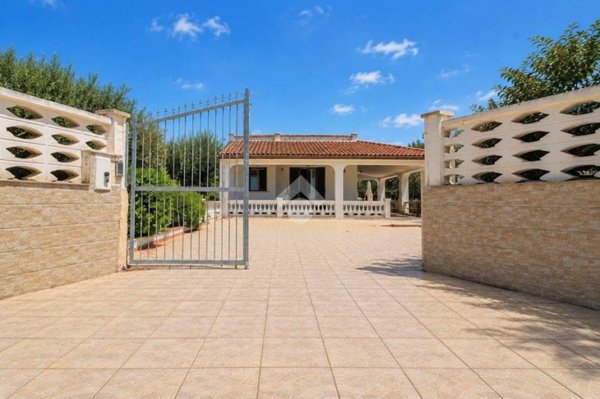 casa indipendente in vendita ad Ostuni