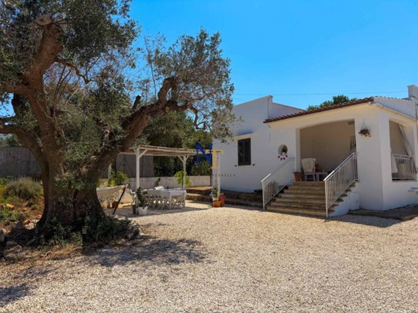 casa indipendente in vendita ad Ostuni