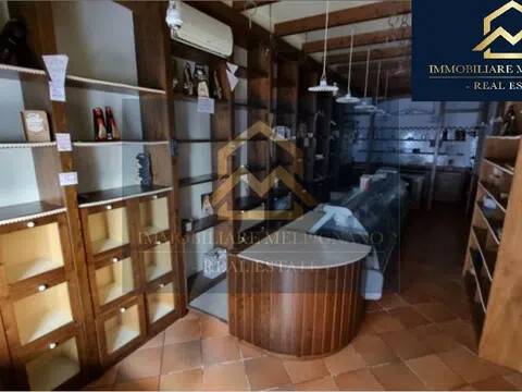 negozio in vendita ad Ostuni