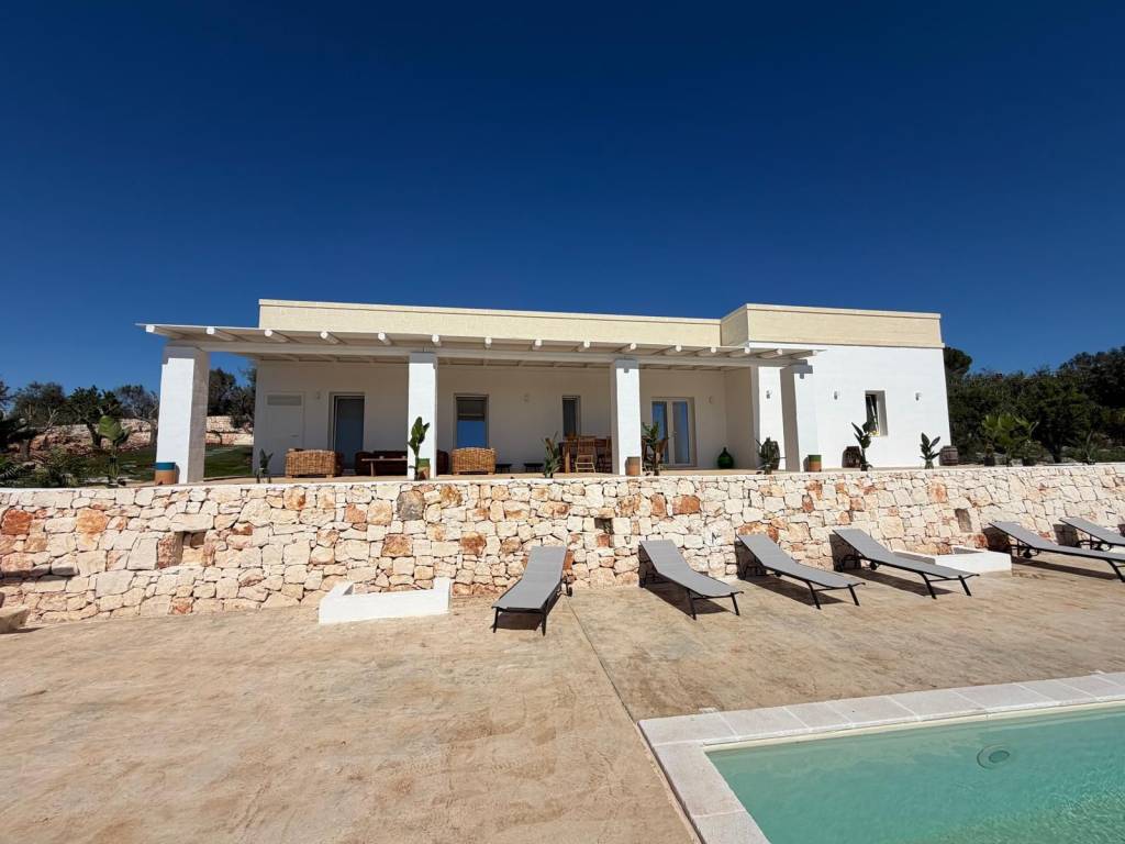 casa indipendente in vendita ad Ostuni