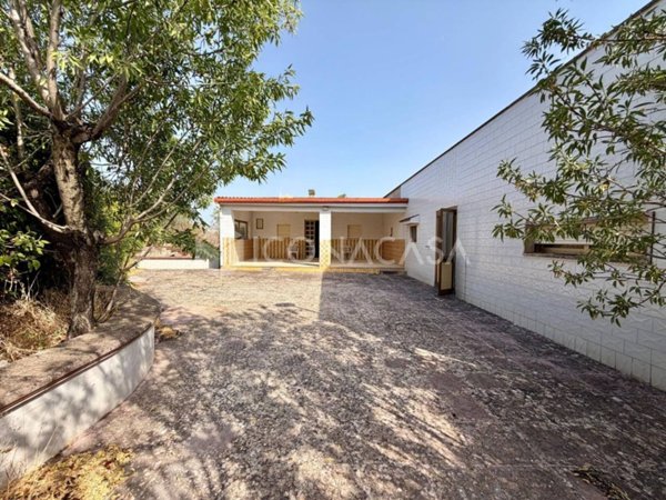 casa indipendente in vendita ad Ostuni in zona Ramunno Secondo