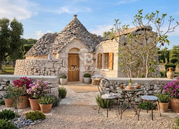 casa indipendente in vendita ad Ostuni