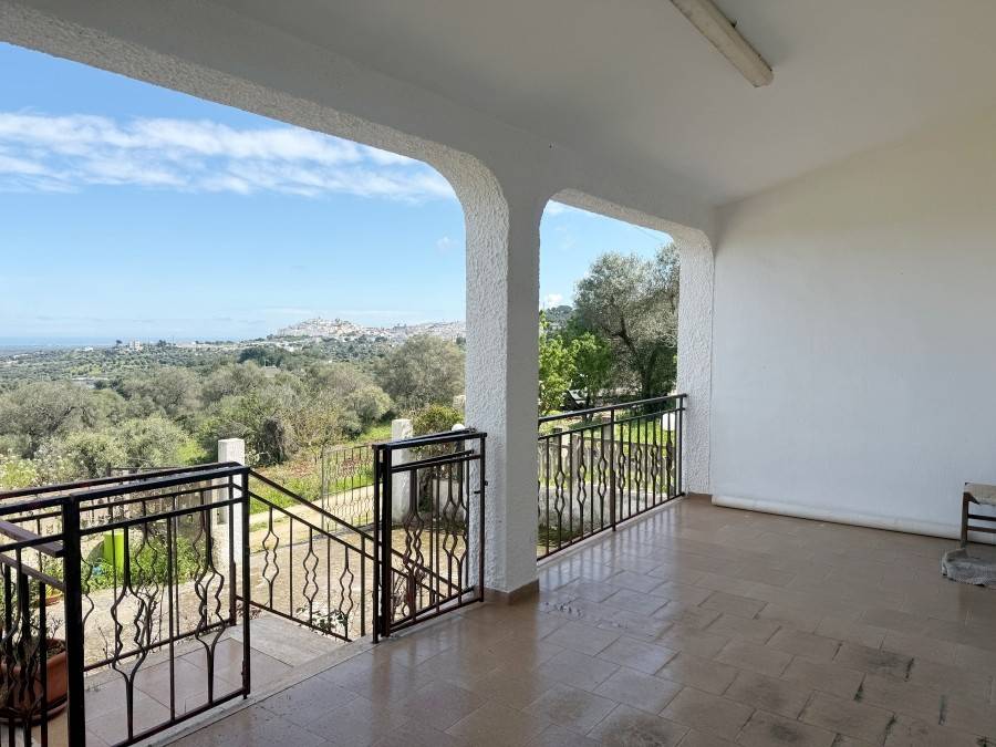 casa indipendente in vendita ad Ostuni in zona Ramunno Secondo