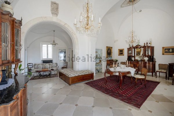 casa indipendente in vendita ad Ostuni in zona Ramunno Secondo