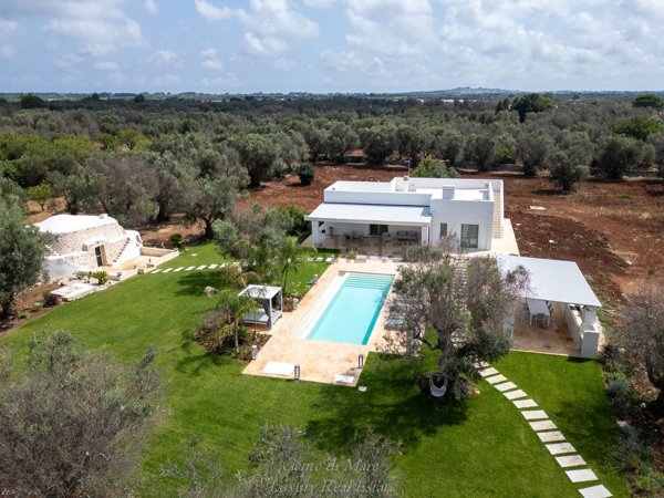 casa indipendente in vendita ad Ostuni