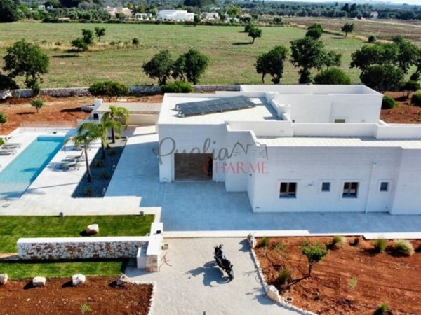 casa indipendente in vendita ad Ostuni