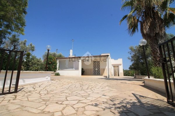 casa indipendente in vendita ad Ostuni