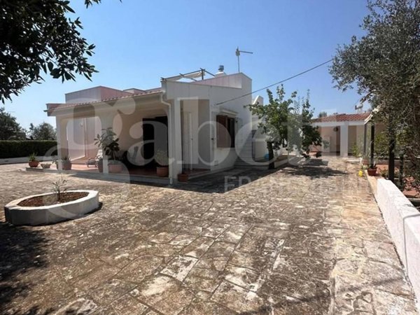 casa indipendente in vendita ad Ostuni