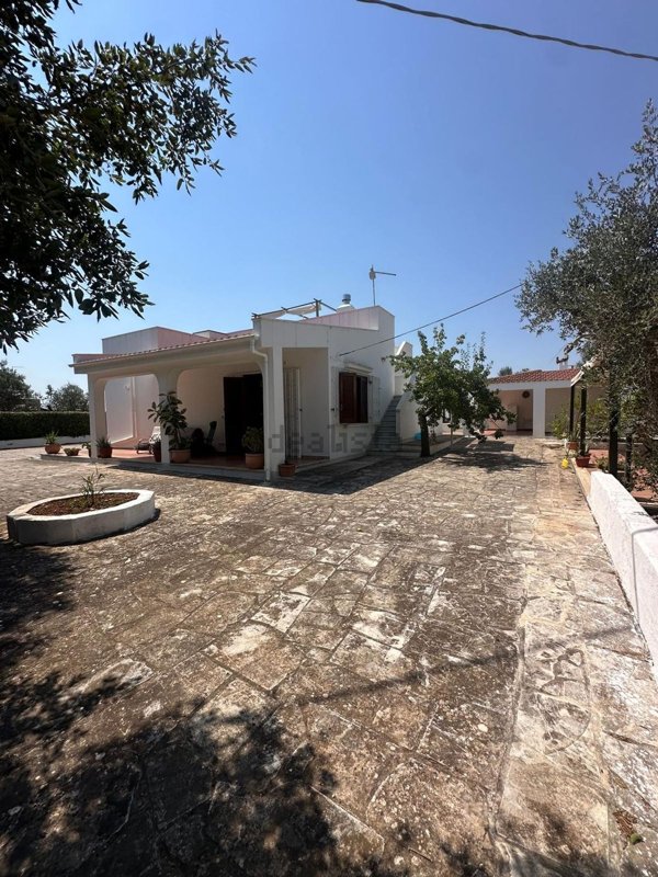 casa indipendente in vendita ad Ostuni