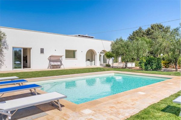 casa indipendente in vendita ad Ostuni