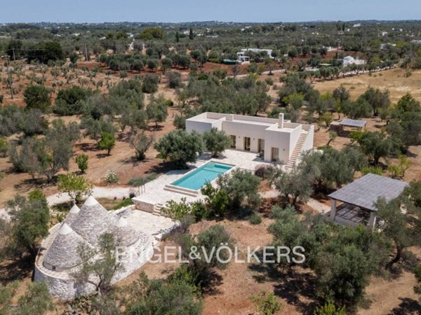 casa indipendente in vendita ad Ostuni