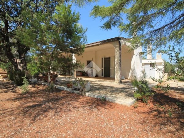 casa indipendente in vendita ad Ostuni