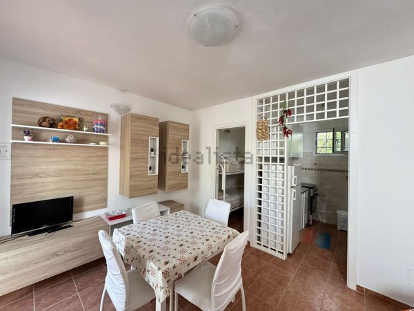 casa indipendente in vendita ad Ostuni in zona Rosa Marina