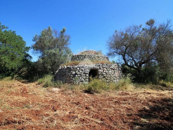 casa indipendente in vendita ad Ostuni in zona Ramunno Secondo