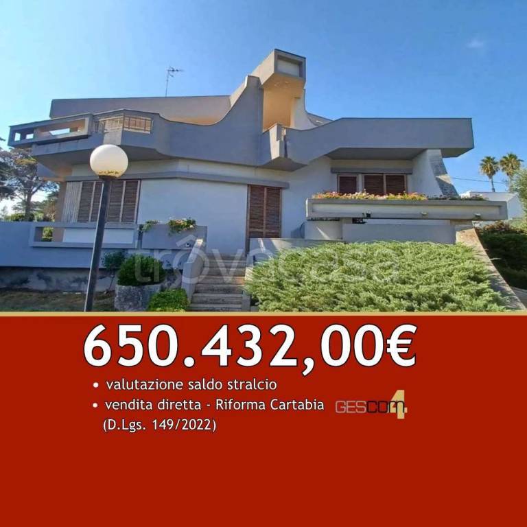 casa indipendente in vendita ad Ostuni in zona Pilone