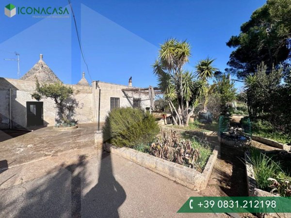 casa indipendente in vendita ad Ostuni in zona Ramunno Secondo