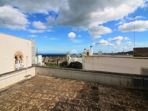 casa indipendente in vendita ad Ostuni in zona Ramunno Secondo