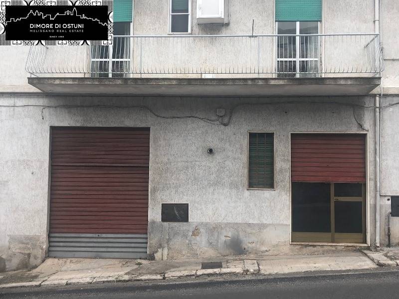 box auto in vendita ad Ostuni