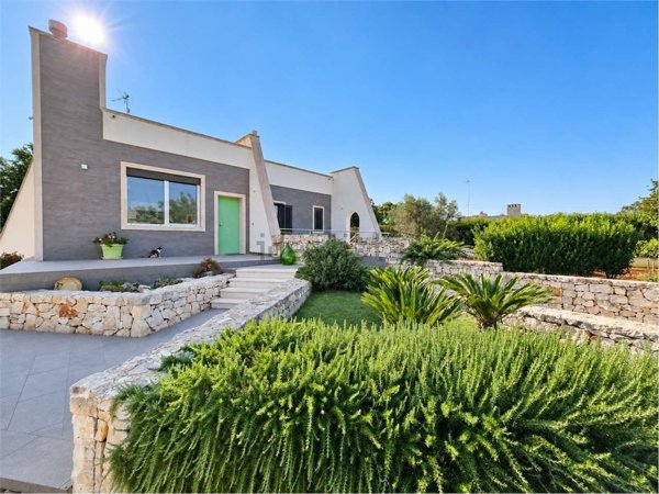 casa indipendente in vendita ad Ostuni
