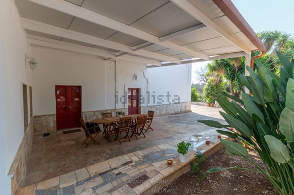 casa indipendente in vendita ad Ostuni