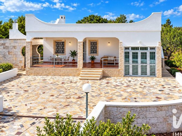 casa indipendente in vendita ad Ostuni