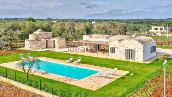 casa indipendente in vendita ad Ostuni