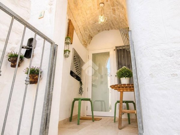casa indipendente in vendita ad Ostuni in zona Ramunno Secondo