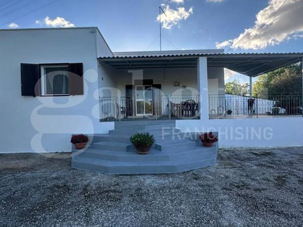 casa indipendente in vendita ad Ostuni