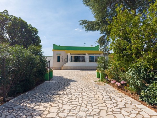 casa indipendente in vendita ad Ostuni