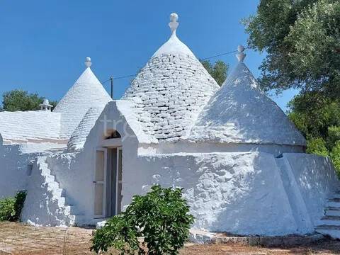 casa indipendente in vendita ad Ostuni in zona Ramunno Secondo