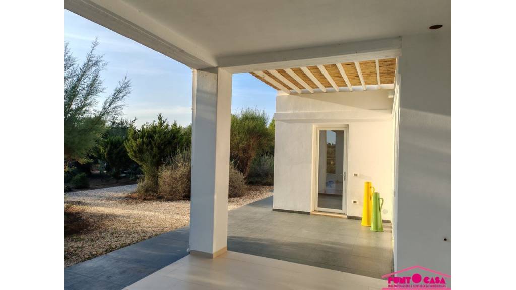 casa indipendente in vendita ad Ostuni in zona Ramunno Secondo
