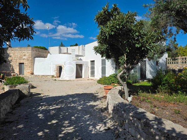 casa indipendente in vendita ad Ostuni