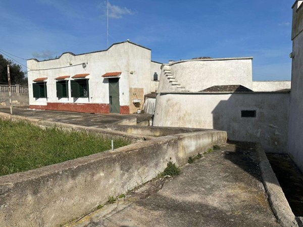 casa indipendente in vendita ad Ostuni in zona Villanova