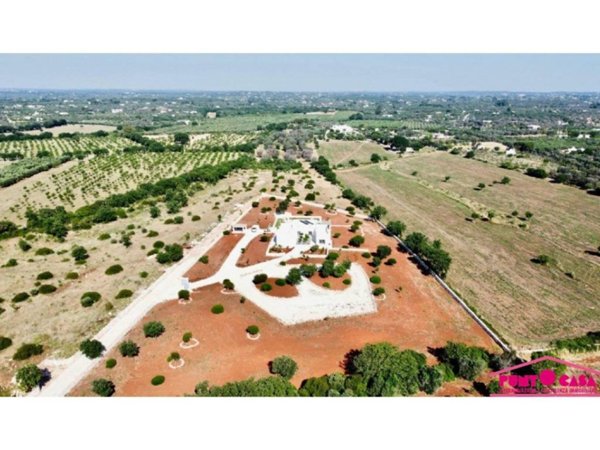 casa indipendente in vendita ad Ostuni